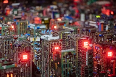 Unearthing the Unbelievable: The Quest for a Time Machine