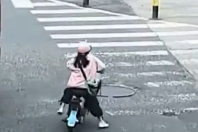 Astonishing Escape: Brave Young Woman's Miraculous Survival after Terrifying Truck Encounter!