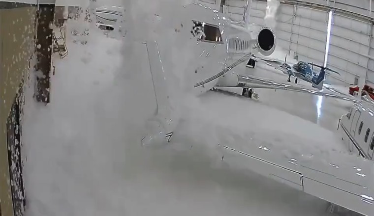 Unbelievable: Airplane Fire Extinguished with Soap!